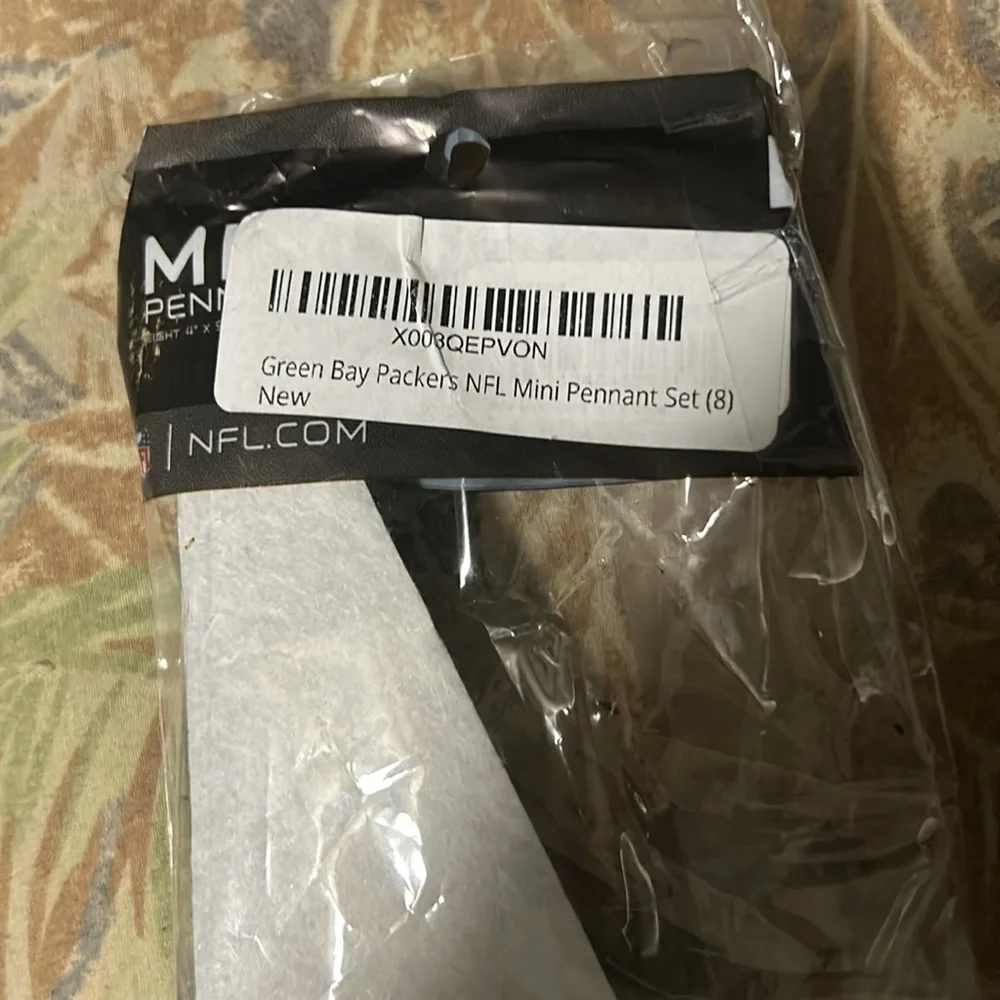 3/25$ Mini Green Bay Packers Pennants - Picture 3 of 3